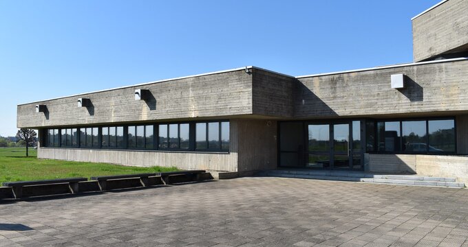 VIPA lėšomis atnaujintas IX forto muziejaus administracijos pastatas per metus šildymui sutaupys...