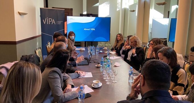 VIPA pasidalino finansų valdymo patirtimi su narystei ES besirengiančia Juodkalnija